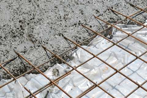 Can you pour concrete on rusted rebar?