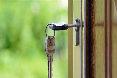 How To Choose The Right Lock For Your Timber Frame House In Plantation