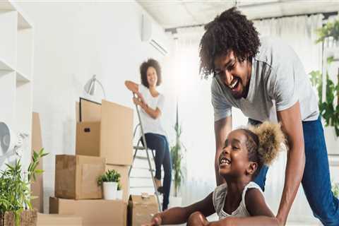 Does homeowners insurance cover belongings during move?