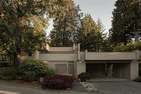 In Vancouver, a Home by One of Canada’s Greatest Architects Seeks $3.2M