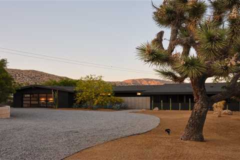 Budget Breakdown: For $404K, a First-Time Renovator Revives a Joshua Tree Midcentury
