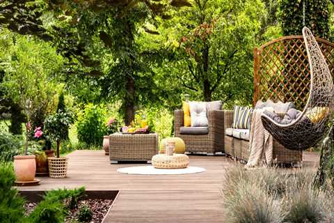 Outdoor Living Spaces and Landscaping Trends for Home Building and Construction