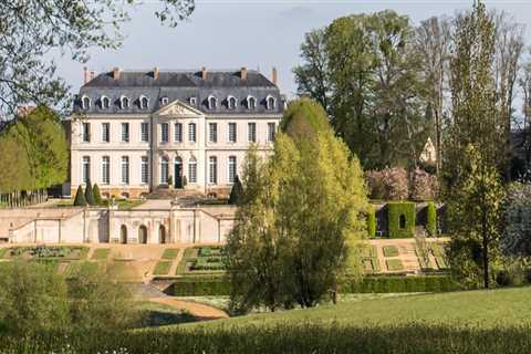 All About French Chateaus: A Comprehensive Guide to Luxury Homes