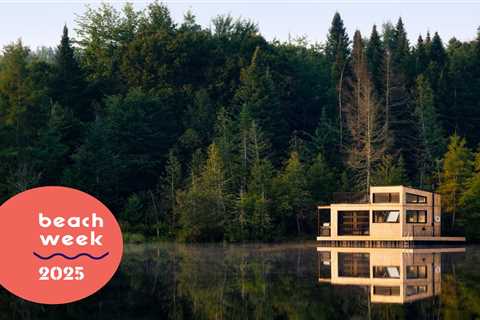 You Can Rent These Floating Cabins Year-Round—Even When the Water Freezes