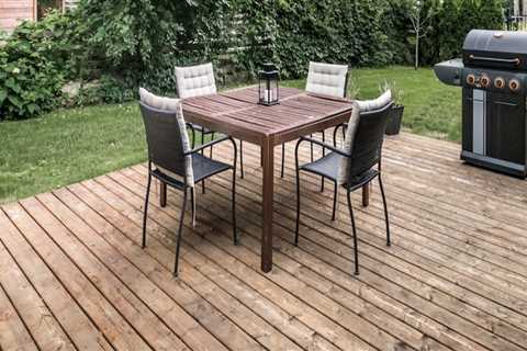 Working With A Deck Builder In Vancouver, Washington To Maximize Your Home’s Value In A Hot Sellers ..