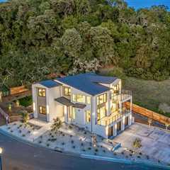 A New Vintage of Sonoma County Living Hits the Market for $3.8M