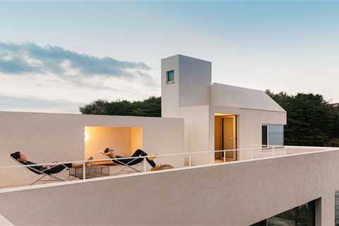 This Coastal Home in South Korea Is All About the Sea