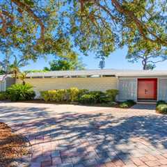This $849K Florida Midcentury Was Designed by a Sarasota School Founder
